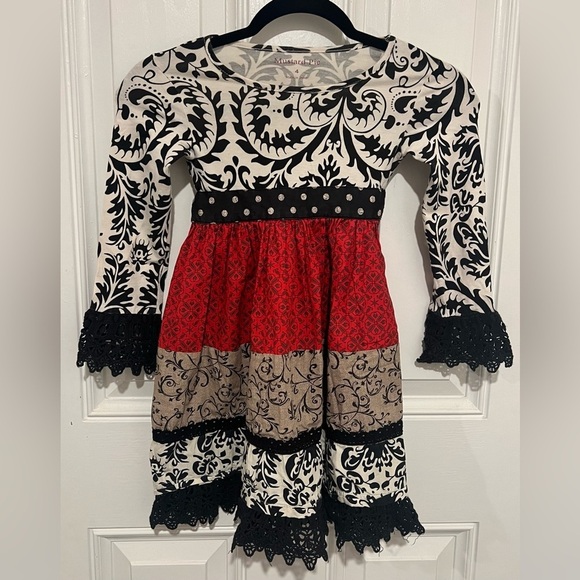 Mustard Pie Kids Red, Black, & White Damask Patchwork Dress with Lace Trim Sz 4 - Picture 3 of 13